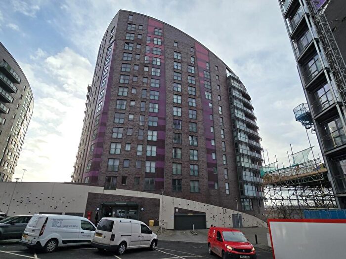 2 Bedroom Flat For Sale In Echo Central, Cross Green Lane, Leeds, West Yorkshire, LS9