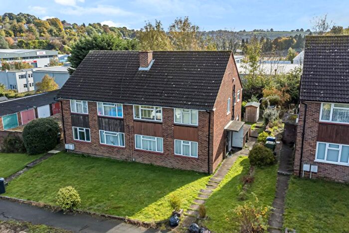 2 Bedroom Maisonette For Sale In Chesham, Buckinghamshire, HP5