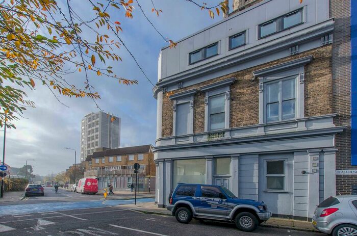 1 Bedroom Flat To Rent In Hardinge Street, Wapping, London, E1