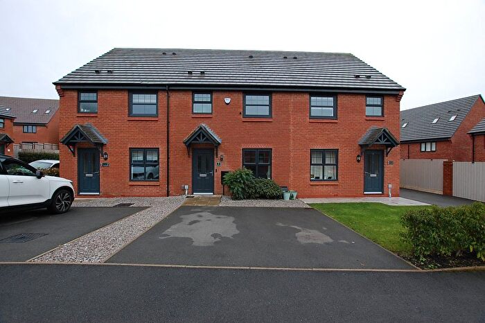 3 Bedroom Terraced House For Sale In Knott Hill Road, Ashton-Under-Lyne, Greater Manchester, OL6