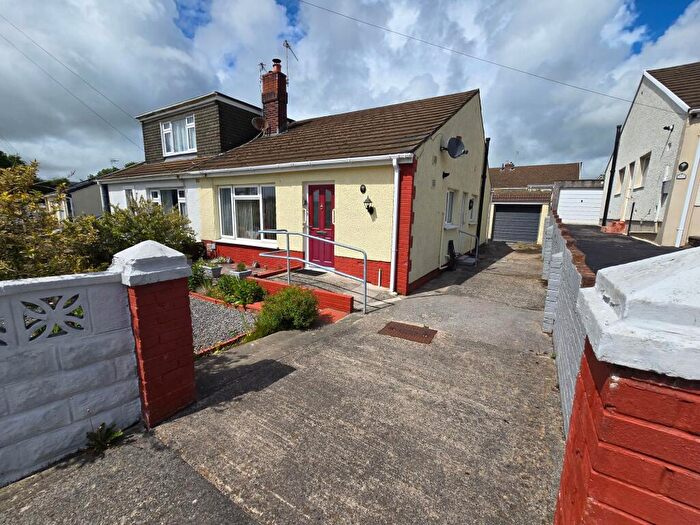 2 Bedroom Semi-Detached House For Sale In Highland Close, Sarn, CF32
