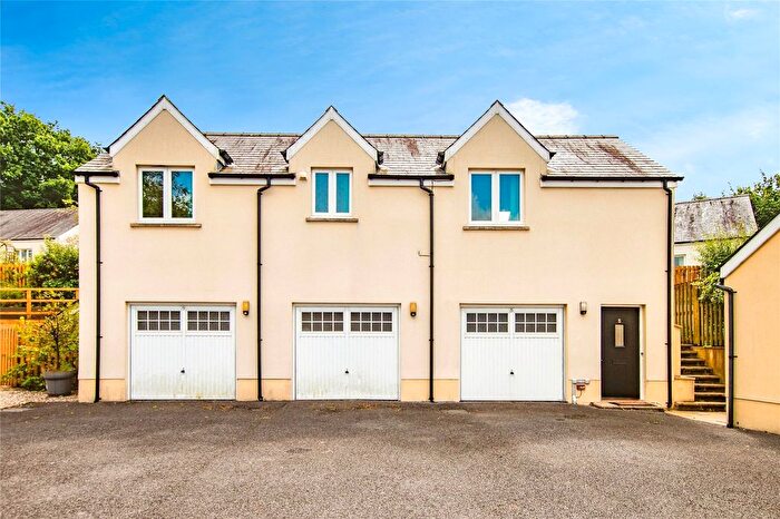 2 Bedroom Flat For Sale In Parc Pencrug, Llandeilo, Carmarthenshire, SA19
