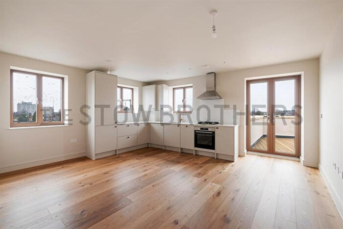 1 Bedroom Flat To Rent In Hoe Street, London, E17