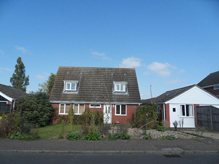 3 Bedroom Detached House To Rent In Roydon, IP22