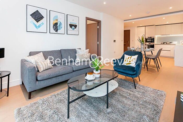 1 Bedroom Flat To Rent In Fulham Reach, Hammersmith, W6