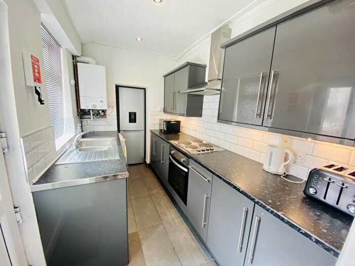 5 Bedroom House To Rent In Charlotte Road, Sheffield, S1