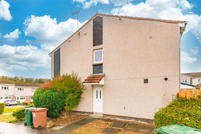 2 Bedroom Flat For Sale In Howden Hall Loan, Liberton, EH16