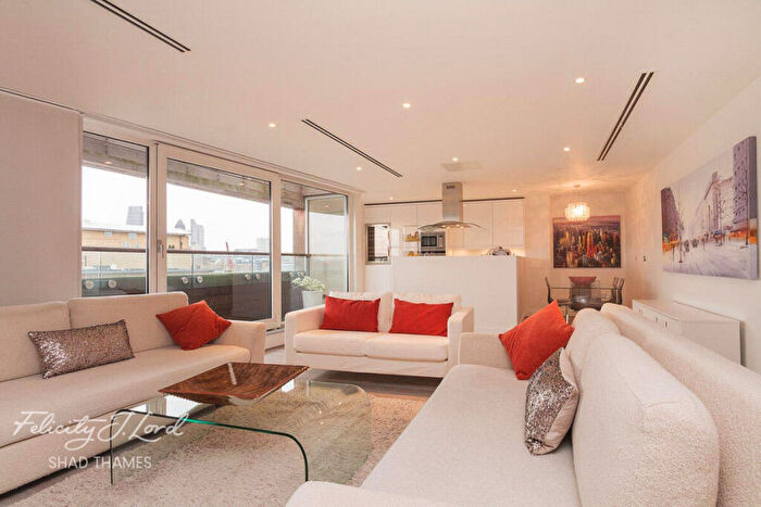 3 Bedroom Penthouse To Rent In East Lane, London, SE16