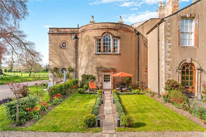 3 Bedroom Flat For Sale In Brough Park, Richmond, North Yorkshire, DL10