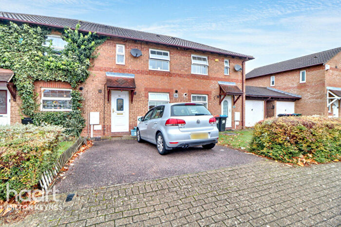 3 Bedroom Terraced House For Sale In Brearley Avenue, Oldbrook, MK6
