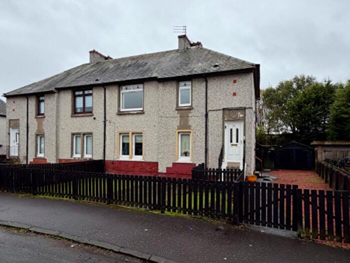 2 Bedroom Maisonette To Rent In Russell Street, Bellshill, Lanarkshire, ML4