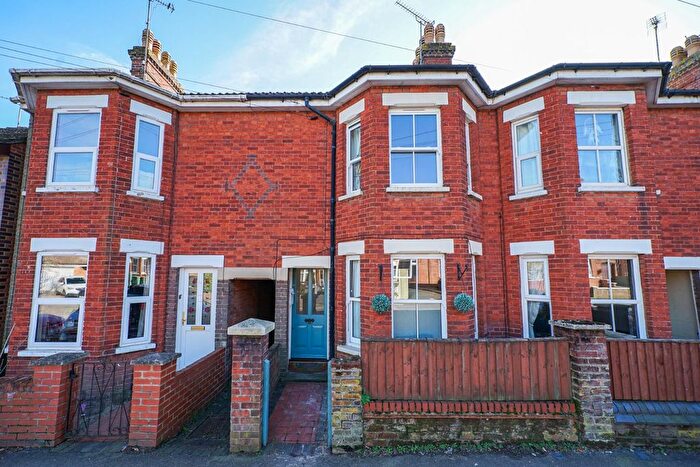 3 Bedroom Terraced House For Sale In Hockliffe Road, Leighton Buzzard, LU7