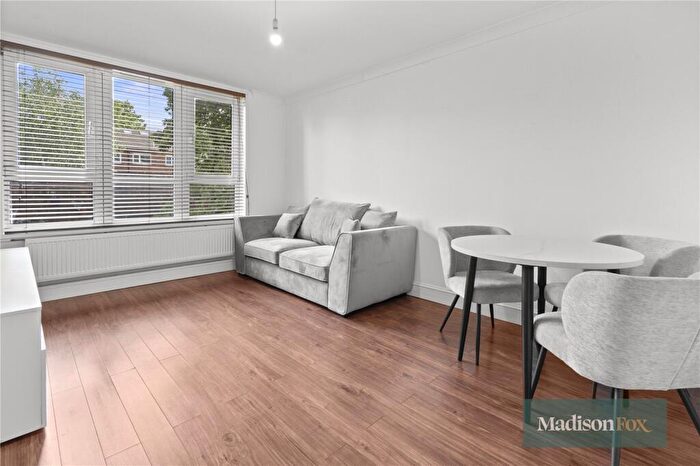 1 Bedroom Apartment To Rent In Wakelin Road, London, E15