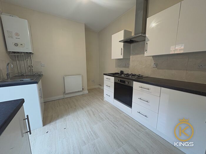 2 Bedroom Flat To Rent In London Road, North End, PO2