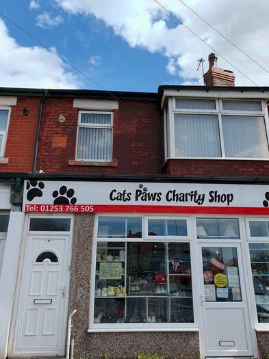 2 Bedroom Flat To Rent In Vicarage Lane, Blackpool, Lancashire, FY4