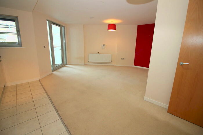 2 Bedroom Apartment To Rent In Moon Street, Plymouth, PL4