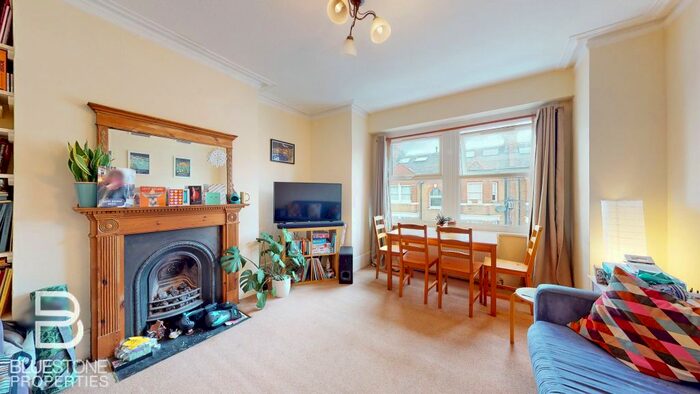 2 Bedroom Flat To Rent In Vera Road, London, SW6