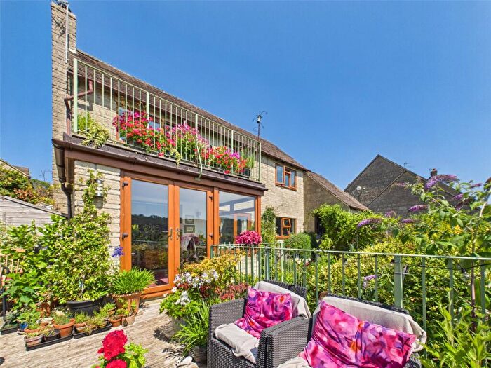 3 Bedroom Detached House For Sale In Peghouse Rise, Stroud, Gloucestershire, GL5
