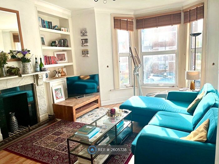 2 Bedroom Flat To Rent In Palmerston Road, London, N22