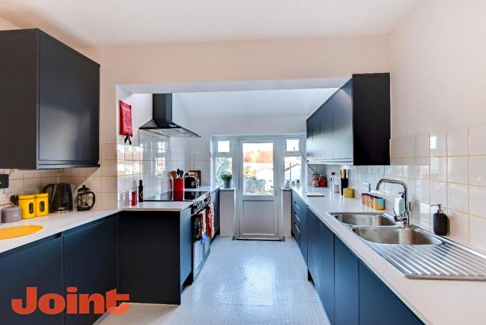 1 Bedroom House Of Multiple Occupation To Rent In Mackie Grove, BS34