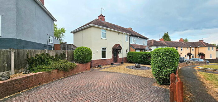 3 Bedroom Semi-Detached House For Sale In South Road, Norton, Stourbridge, West Midlands, DY8