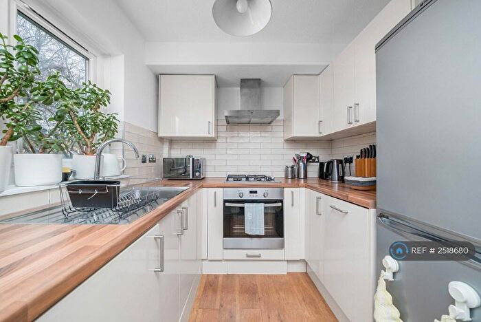 1 Bedroom Flat To Rent In Allen Road, London, N16