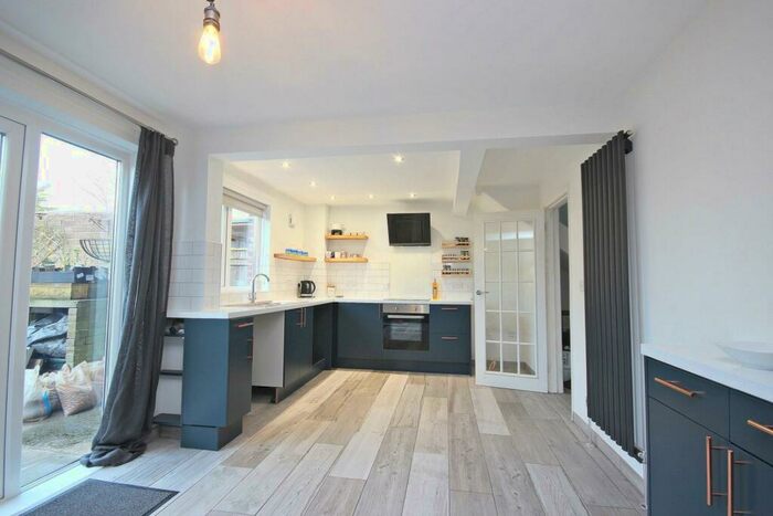 3 Bedroom Terraced House To Rent In Fordham Road, Newton Hall, DH1