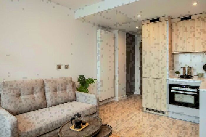 1 Bedroom Apartment To Rent In College Road, East Croydon, London, CR0