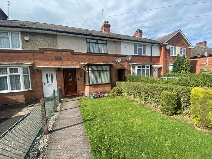 2 Bedroom House To Rent In Hoggs Lane, B31