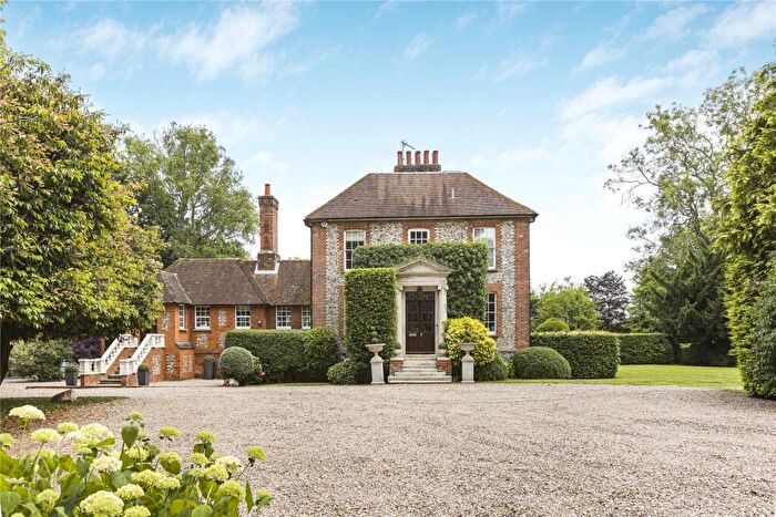 5 Bedroom Detached House For Sale In Sheepcote Dell Road, Holmer Green, High Wycombe, Buckinghamshire, HP15