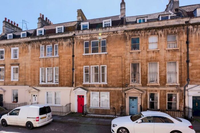 3 Bedroom Duplex To Rent In New King Street, Bath, BA1