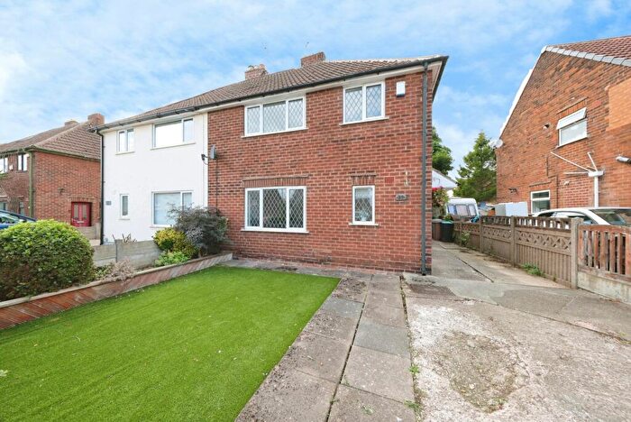 3 Bedroom Semi Detached House For Sale In Beech Tree Avenue, Mansfield Woodhouse, Mansfield, Nottinghamshire, NG19