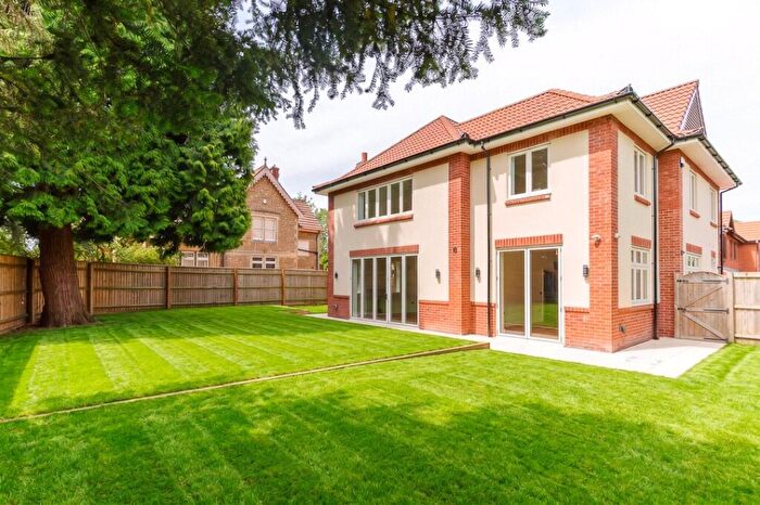 5 Bedroom Detached House For Sale In Coombe Lane, Bristol, BS9
