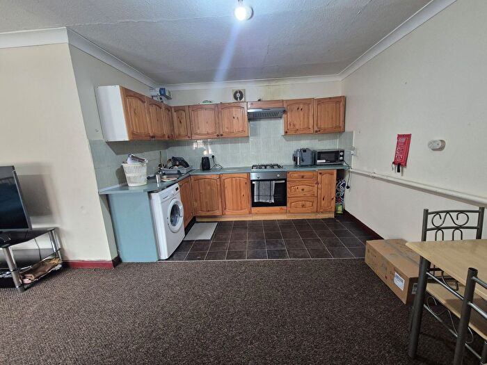 1 Bedroom Flat To Rent In - Green Street, London, E13