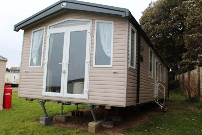 2 Bedroom Park Home For Sale In Pegwell Bay Holiday Park, CT11