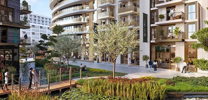 2 Bedroom Flat To Rent In Wood Lane, London, W12