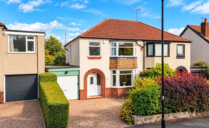 3 Bedroom Semi-Detached House For Sale In Norton Park Crescent, Norton, Sheffield, S8
