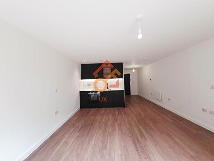 Studio To Rent In Fermont House Beaufort Square London, NW9