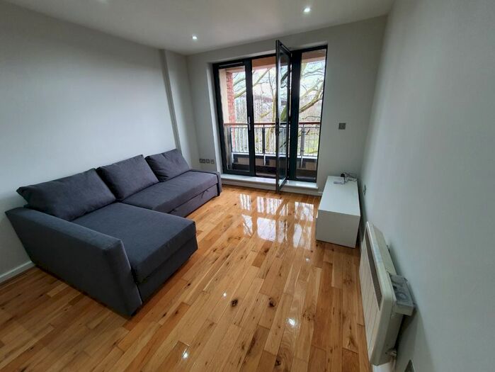 1 Bedroom Flat To Rent In Flat 54 Amisha Court, 161 Grange Road, London SE1
