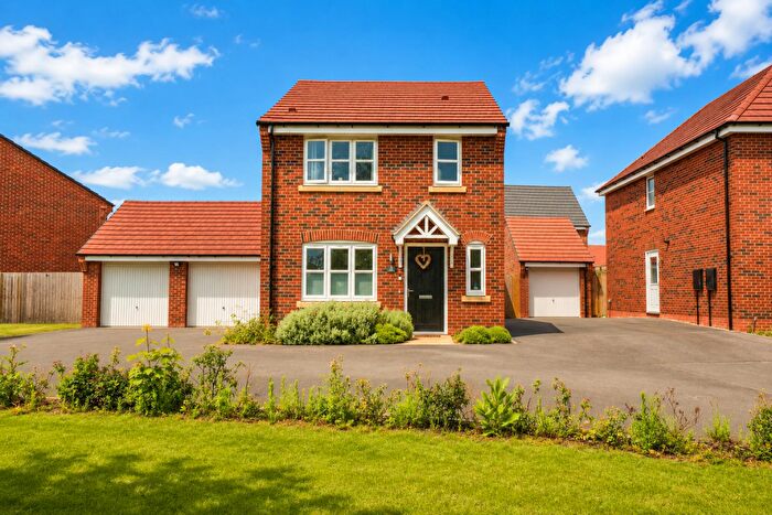 3 Bedroom Detached House For Sale In Orme Grove, Keyworth, NG12