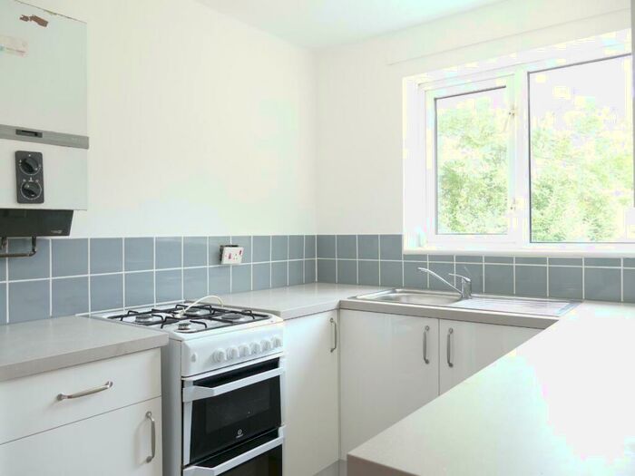 1 Bedroom Flat To Rent In Kendal Walk, Burley, Leeds, LS3