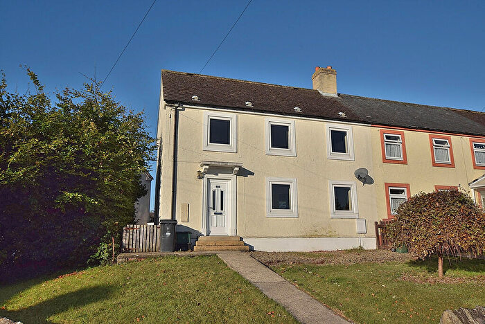 3 Bedroom Semi-Detached House To Rent In Earl Edwin Drive, Richmond, DL10