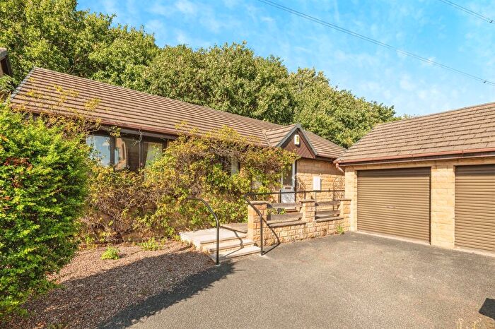 3 Bedroom Detached Bungalow For Sale In Park Hill, Huddersfield, HD2