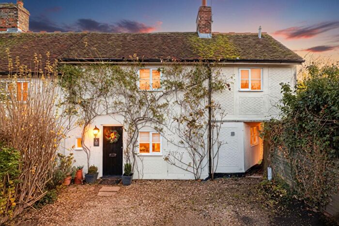 4 Bedroom End Of Terrace House For Sale In London Road, Newport, CB11