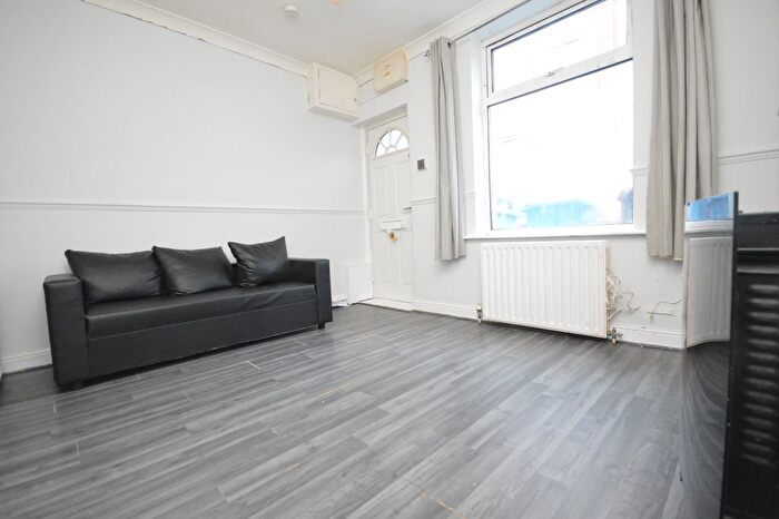 2 Bedroom Property To Rent In Havelock Street, Kettering, NN16