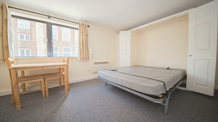 Studio To Rent In Hornsey Road, Holloway, London, N7