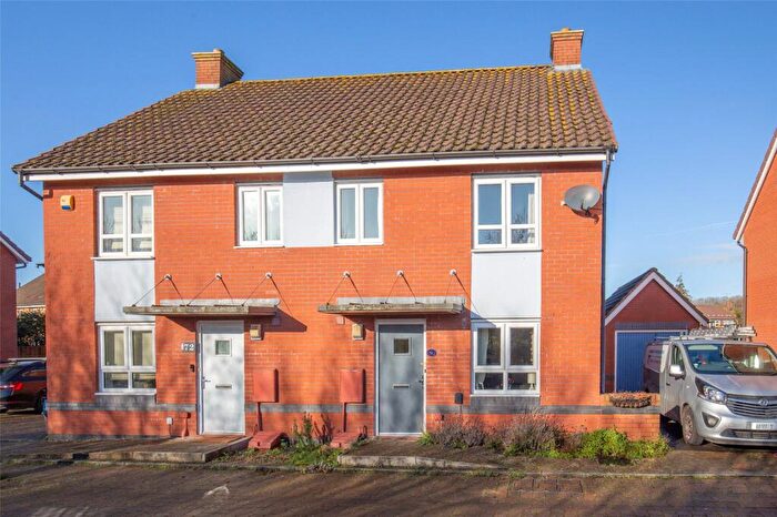 3 Bedroom Semi Detached House For Sale In Norton Farm Road, Bristol, BS10