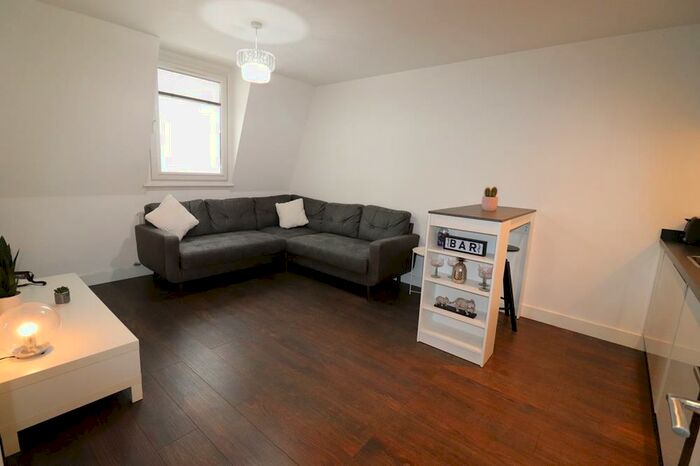 2 Bedroom Flat To Rent In South Silver Street, Flat, AB10