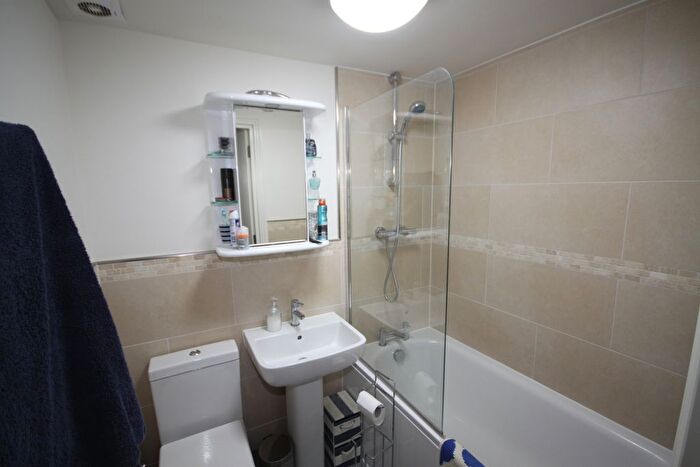 1 Bedroom Flat To Rent In Morden Road, London, SE3