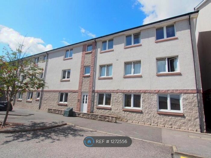 3 Bedroom Flat To Rent In Grandholm Crescent, Bridge Of Don, Aberdeen AB22